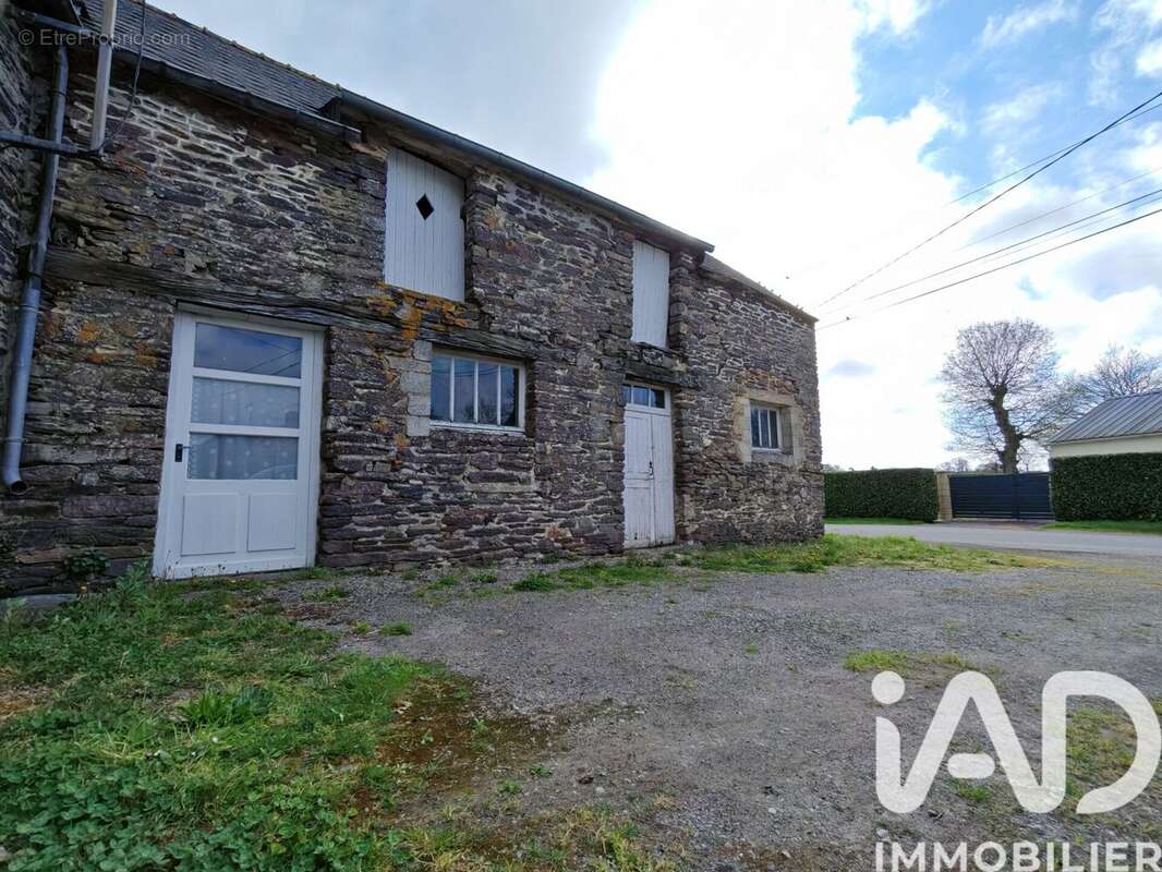 Photo 1 - Maison à CAMPENEAC