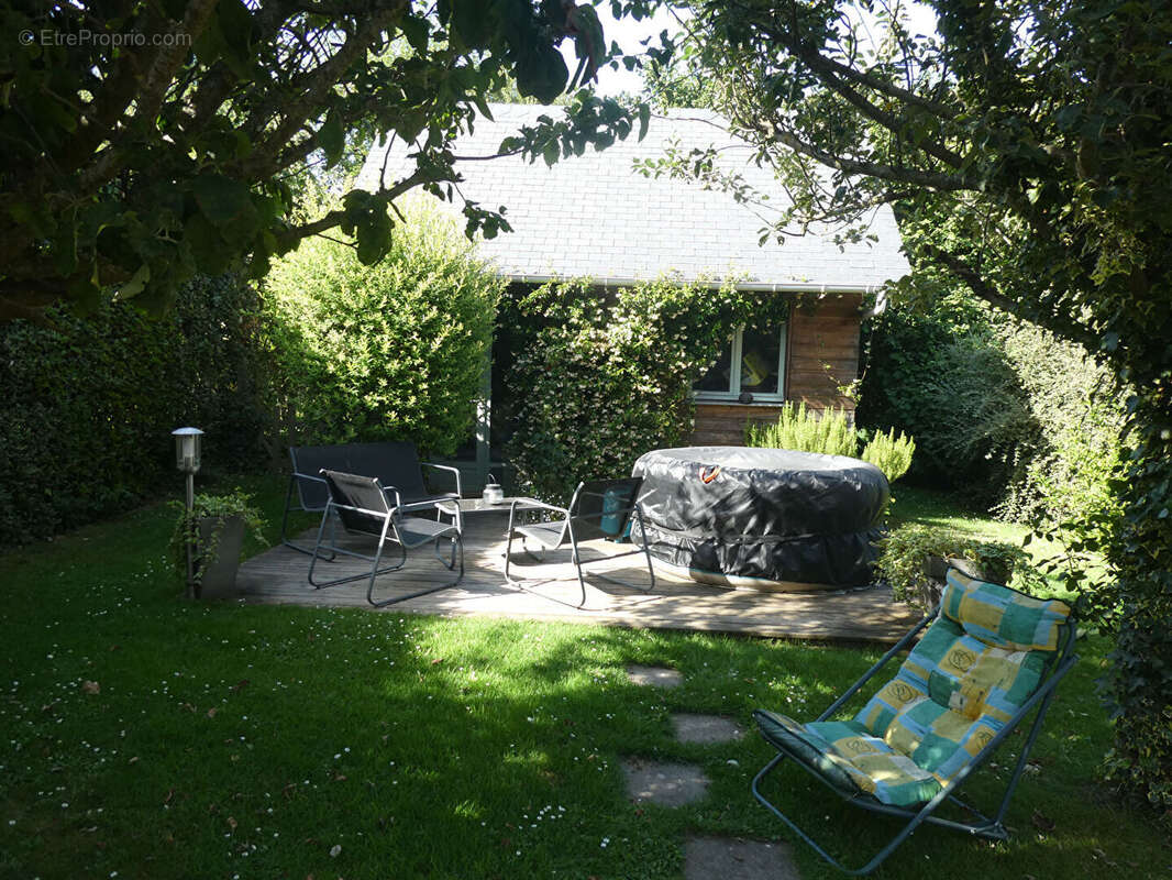 Maison Pont L Eveque, 145 m², 4 ch dt 1 en rdc, 2 SDD, ravissant jardin 434 m² - photo 7