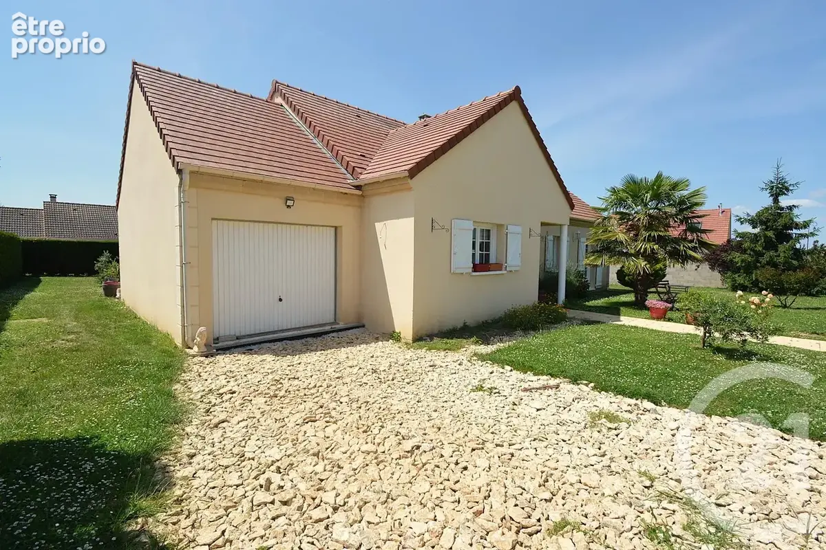 Maison 4 pièces 105 m² à vendre à Chateau-Sur-Epte (27420) - photo 2