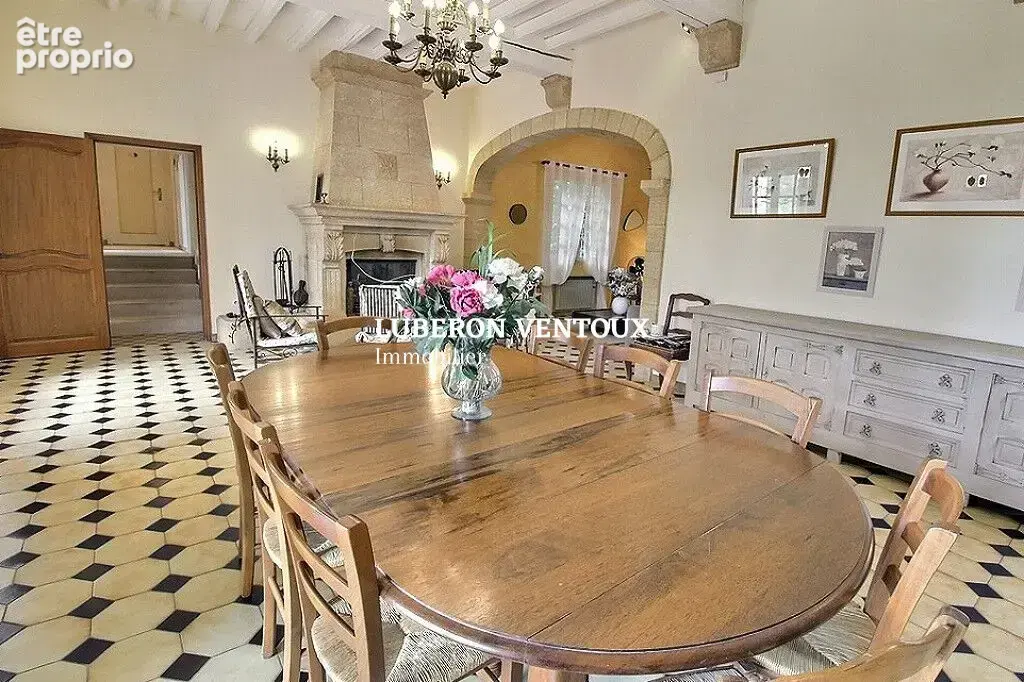 CRILLON LE BRAVE, spacieuse maison en pierres avec parc paysagé et piscine. - photo 7
