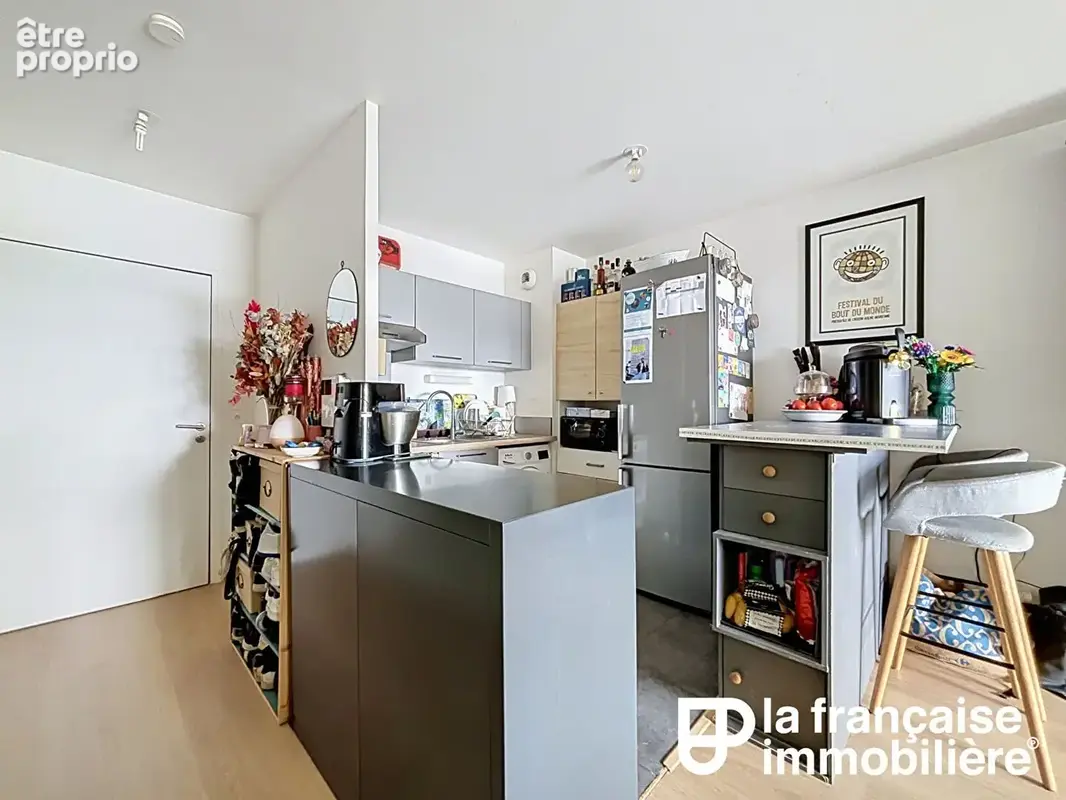 Appartement 2 pièces - Saint-Hélier - 45.16 m² - Balcons - Exposition Sud - Garage - photo 9