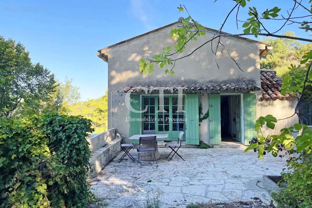 Maison à MONTBRUN-LES-BAINS