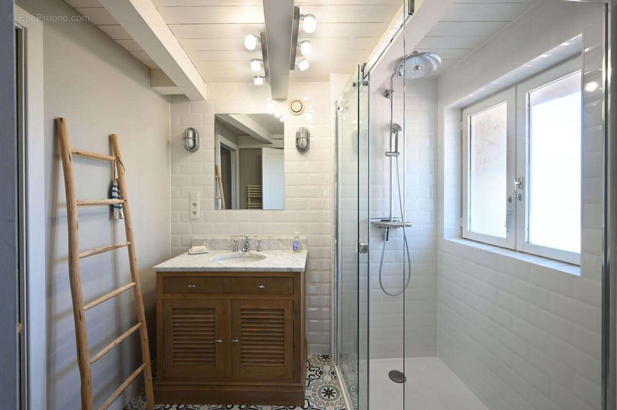 Maison à SAINT-MARTIN-DE-RE