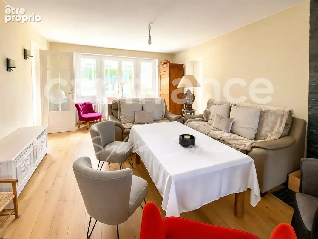 Dpt Eure (27), à vendre proche Bonnières sur Seine  maison P12 - photo 17