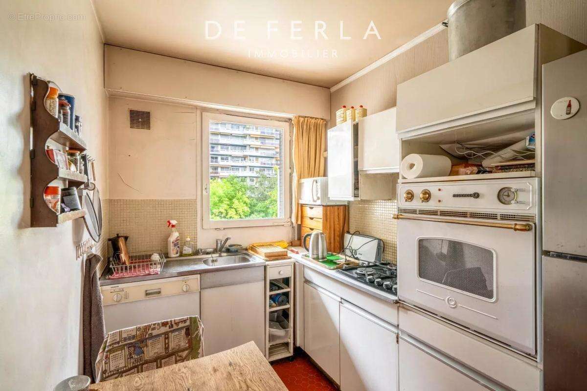 Appartement à PARIS-15E