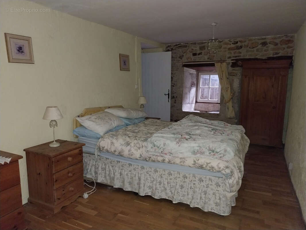 Maison à SAINT-CLAUD