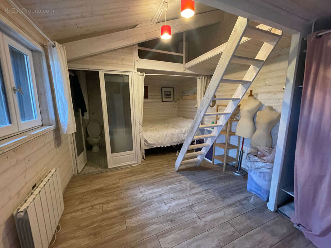 Maison à MONTMEILLANT