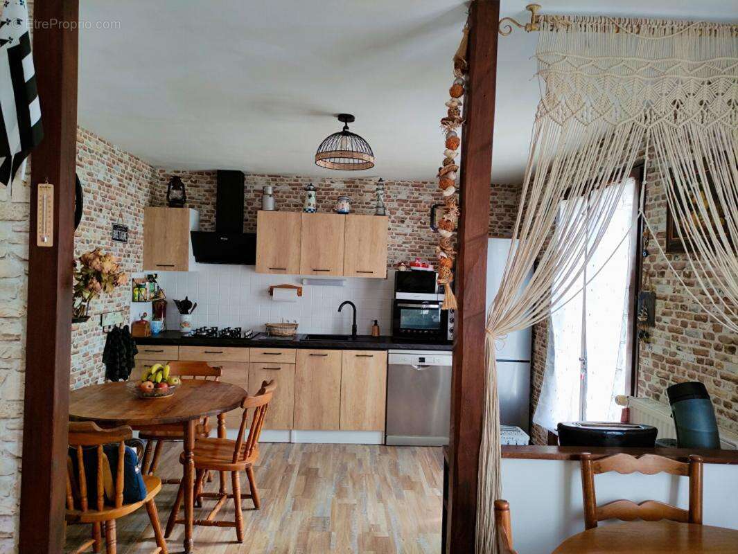 Maison Barrou 5 pièce(s) 89 m2 - photo 8