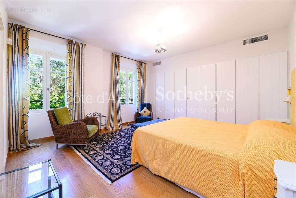 Appartement à SAINT-TROPEZ