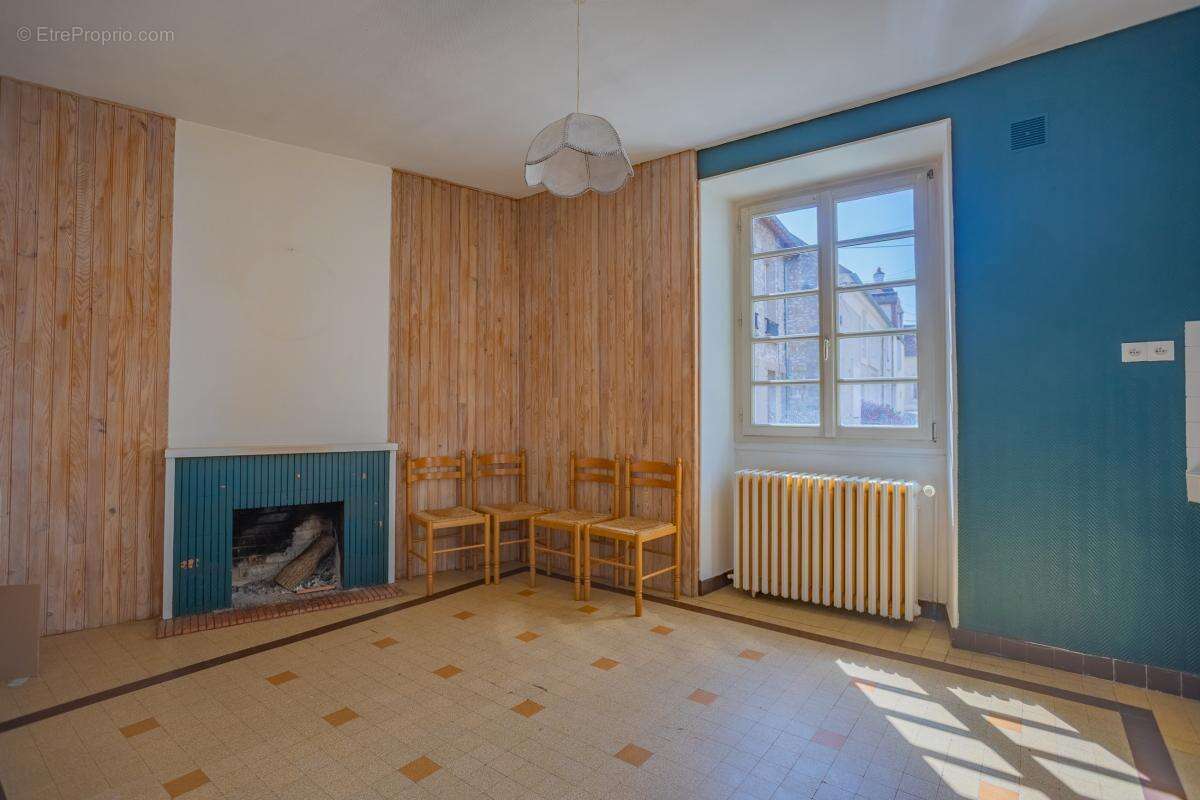 Maison - 97 m² - Moret-Loing-et-Orvanne (77) - photo 2