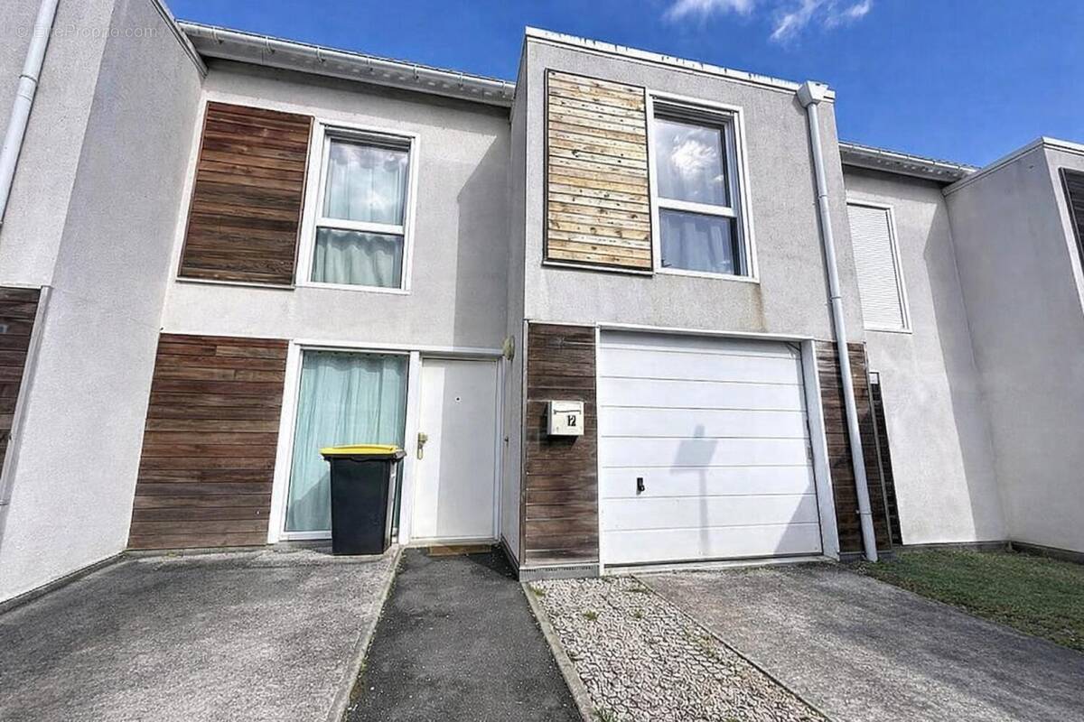 Photo 1 - Maison à LIMEIL-BREVANNES