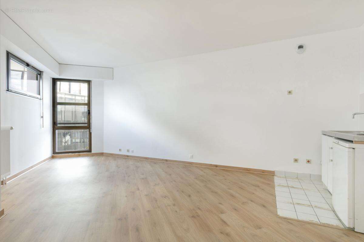 Appartement à LEVALLOIS-PERRET