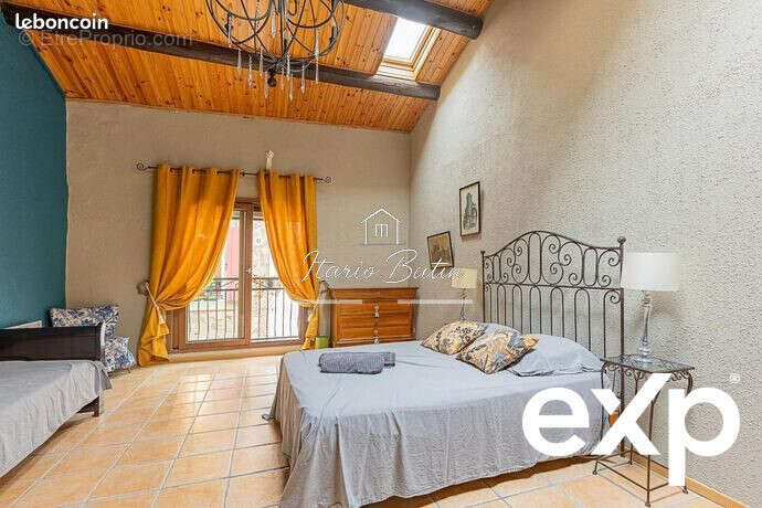 Maison à CORNEILHAN