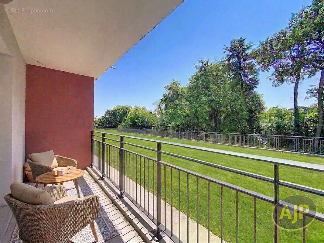 Appartement t2 cestas centre bourg - photo 3