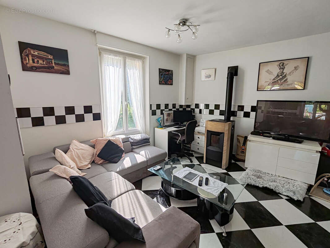 Maison à VILLERS-COTTERETS