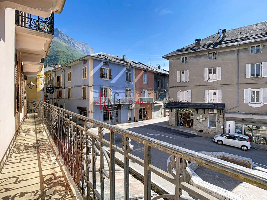 Appartement à SAINT-PIERRE-D'ALBIGNY