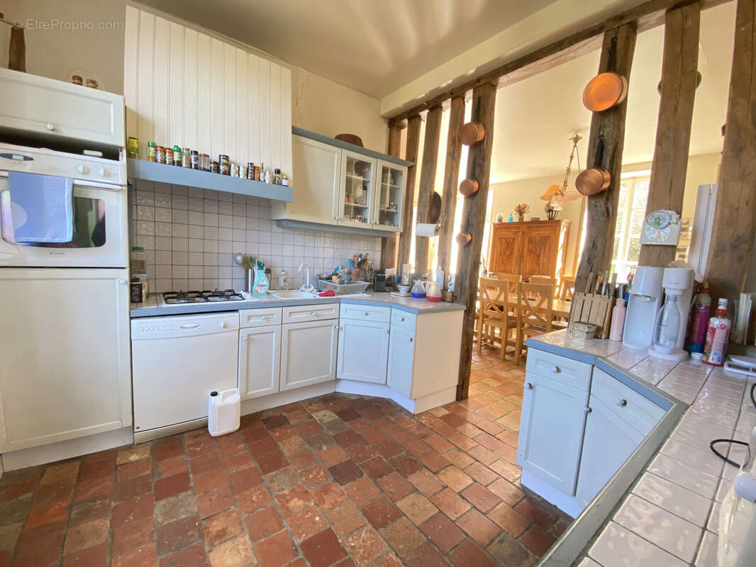 Maison à MONTREUILLON