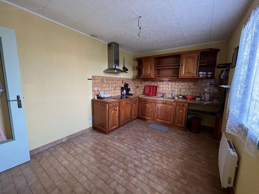 Maison à SAINT-MARCEL-LES-VALENCE