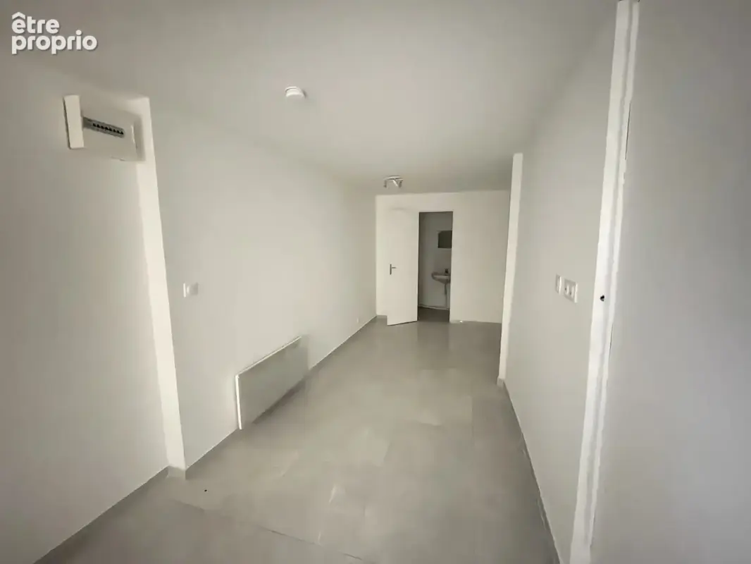 Appartement 1 pièce 19 m² à vendre à Aubagne (13400) - photo 3