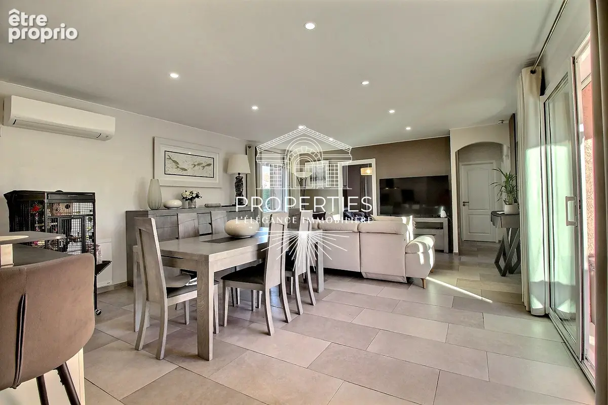 Bormes - maison de plain pied - 4 pieces - 3 chambres - piscine - garage - photo 3