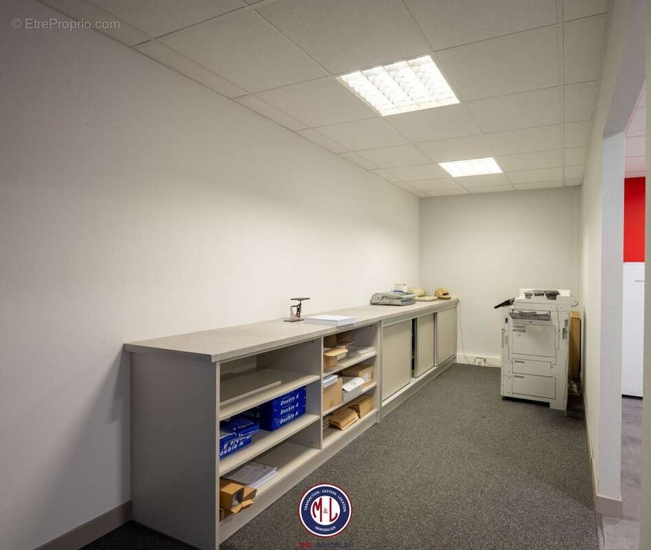 Commerce à SCY-CHAZELLES