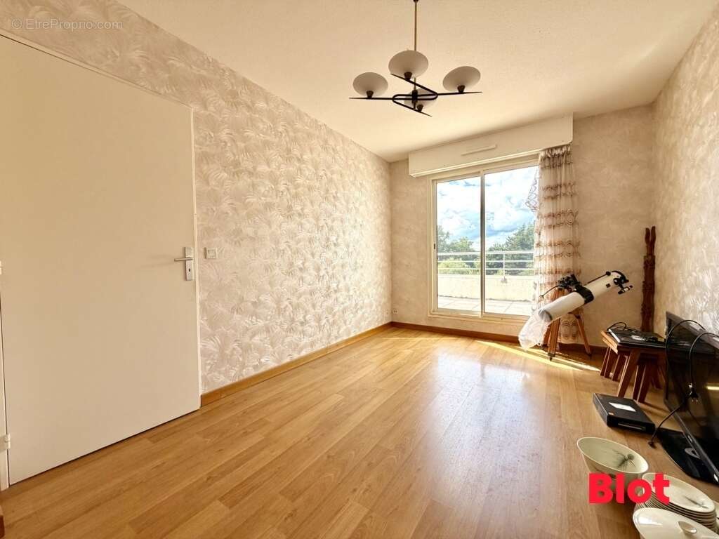 Appartement 87 m² à Vannes  - photo 7