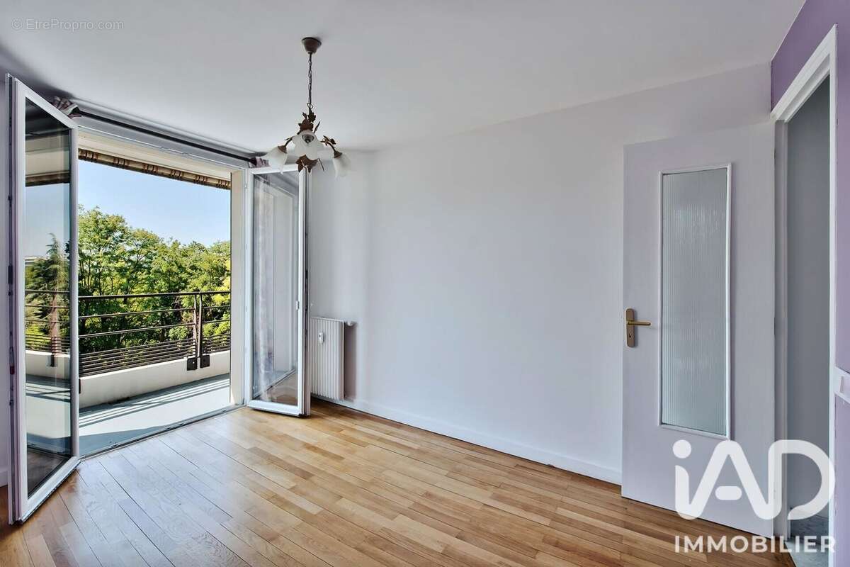 Photo 3 - Appartement à CALUIRE-ET-CUIRE