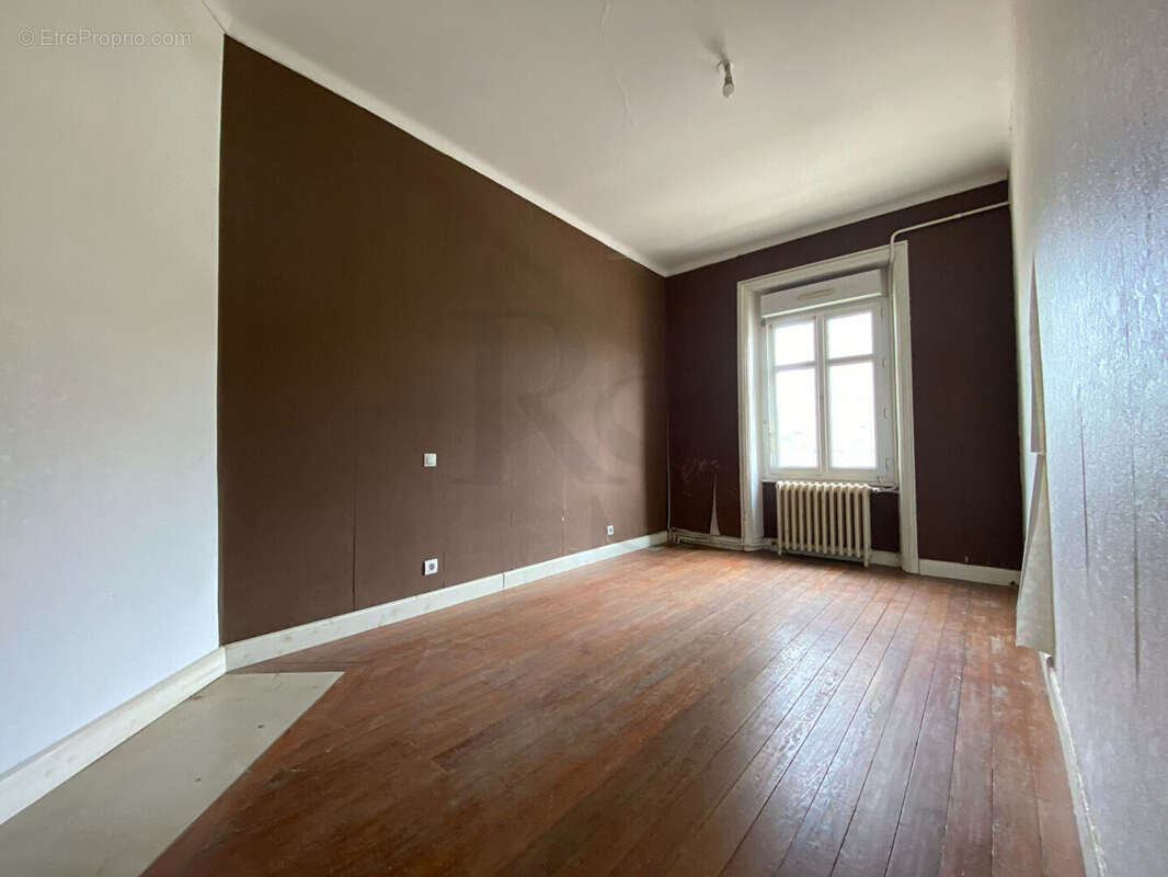 Maison à BELLOU-EN-HOULME