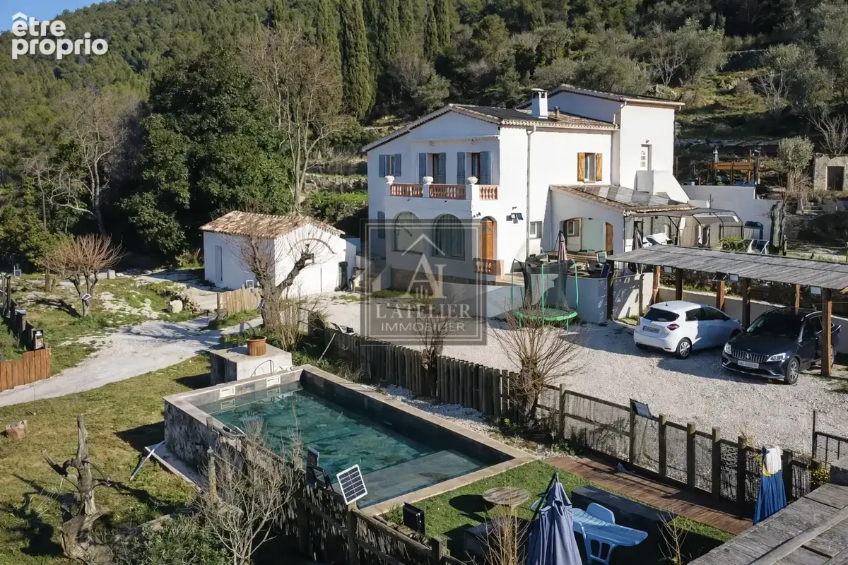 Maison à SOLLIES-TOUCAS