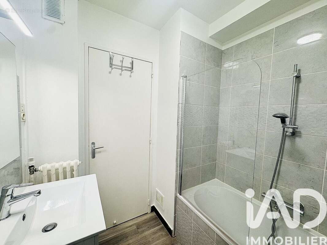 Photo 9 - Appartement à SAINT-ETIENNE