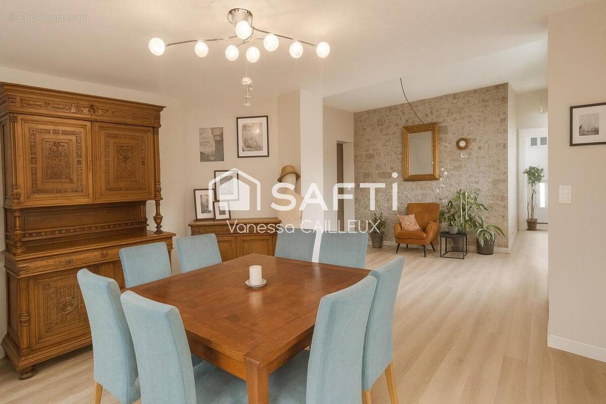 Photo 1 - Maison à FLAVY-LE-MARTEL