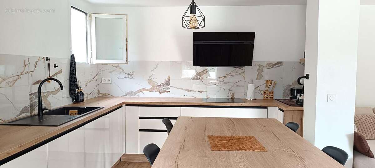 Appartement à SIX-FOURS-LES-PLAGES