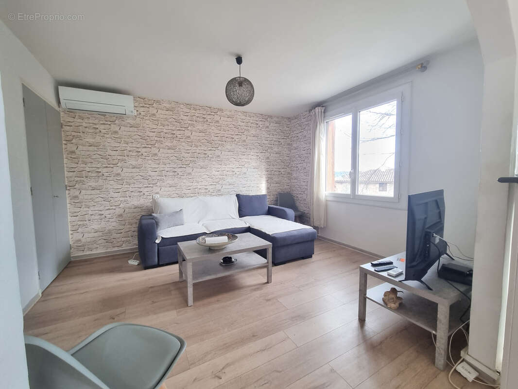 Maison à SILLANS-LA-CASCADE