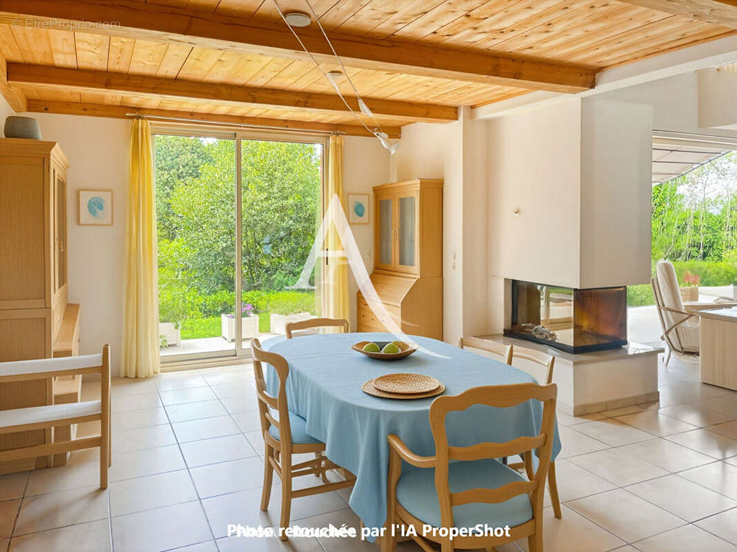 Maison à MOUGINS