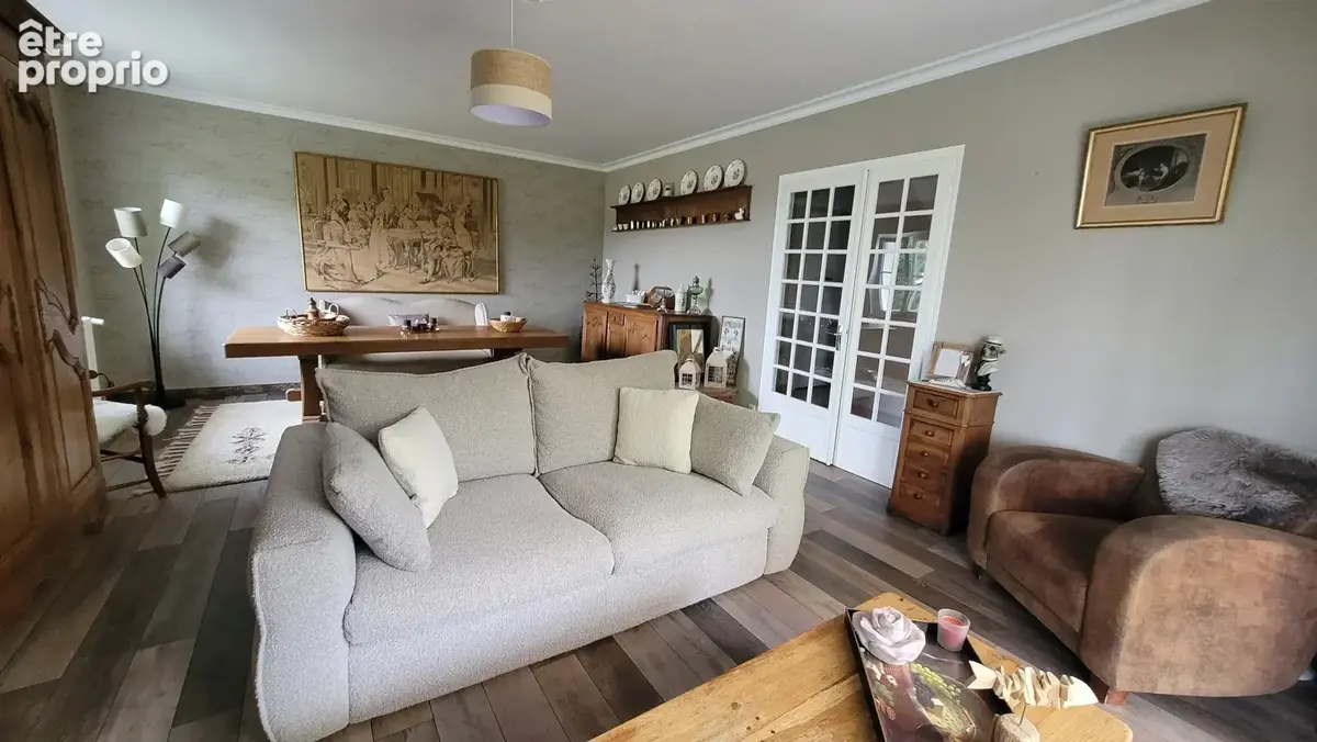 Grande maison familiale avec piscine à Sornay - photo 3