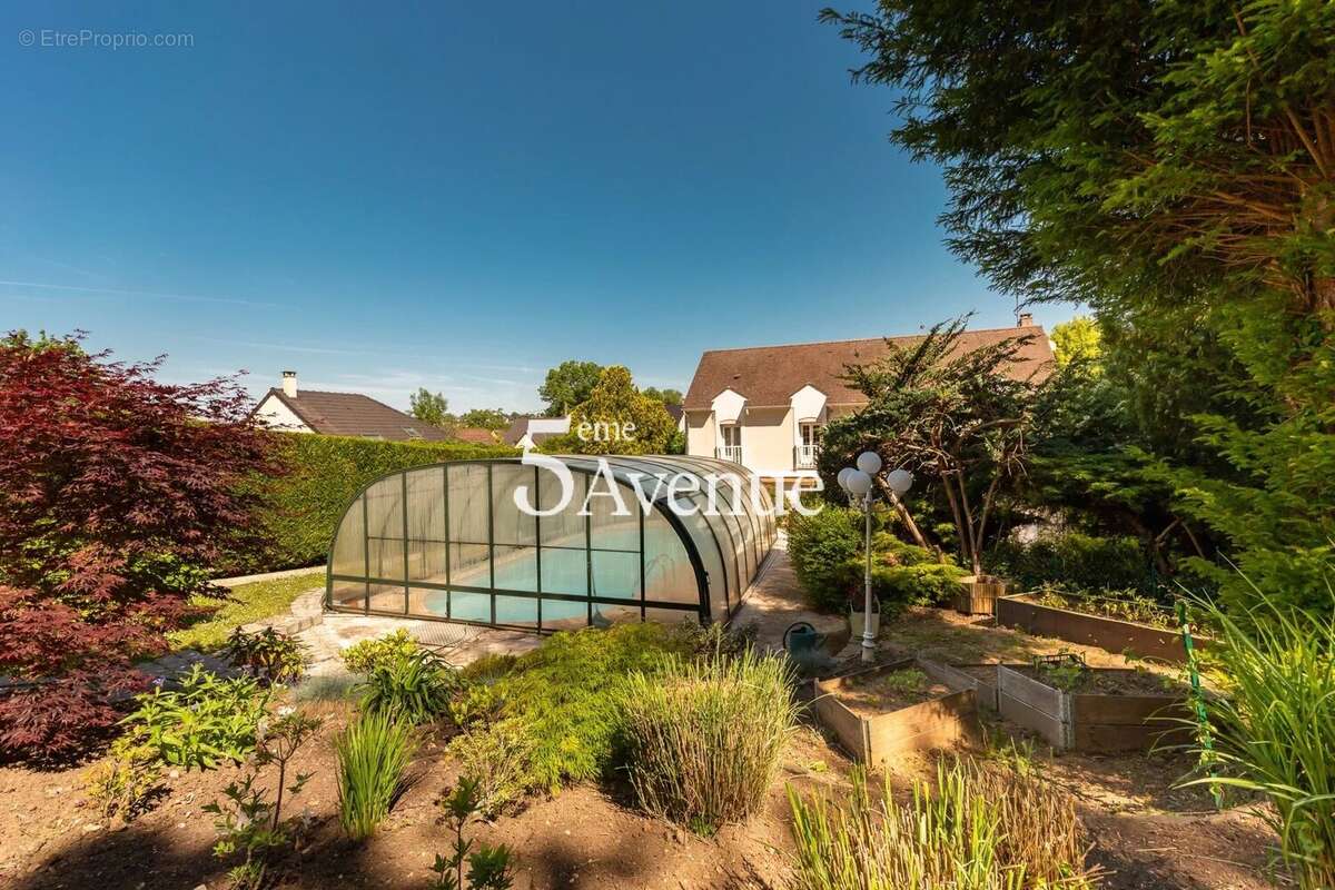 Maison à LAGNY-SUR-MARNE