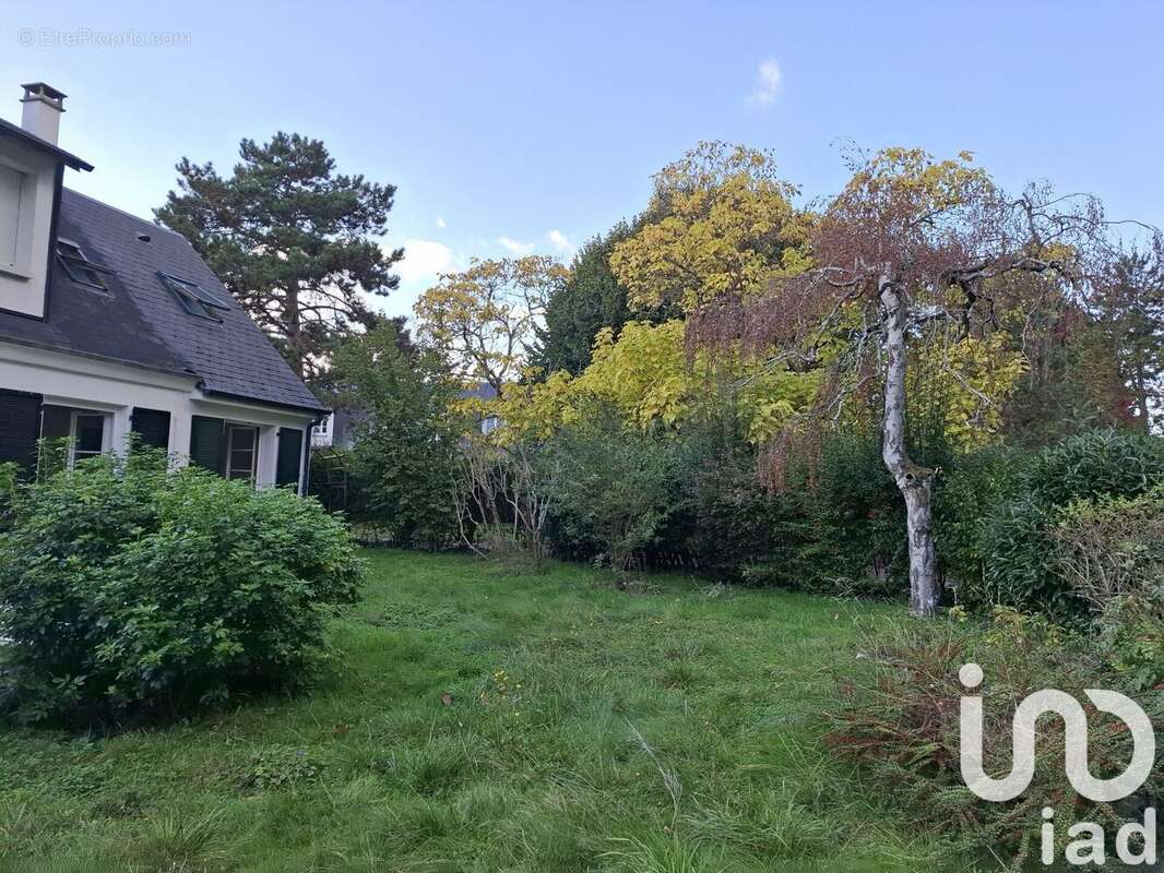 Photo 3 - Maison à VERT-SAINT-DENIS