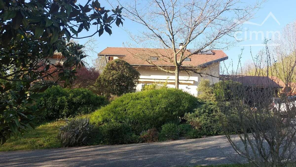 Maison à LE CHEYLAS