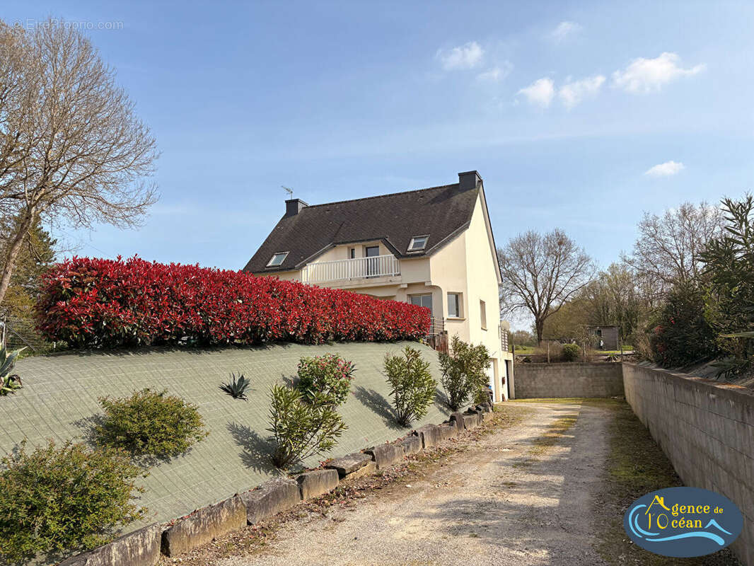 Maison à CAMOEL