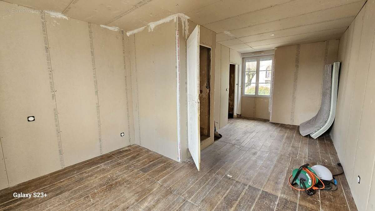 Maison à CELLES-SUR-BELLE