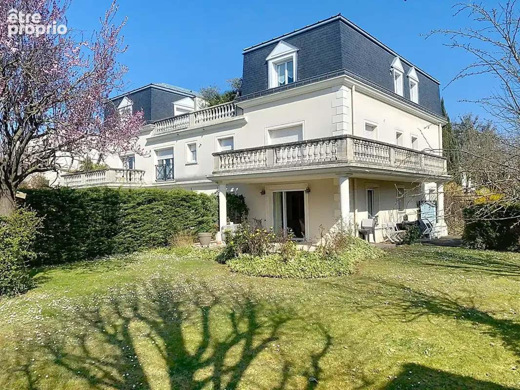 APPARTEMENT D EXCEPTION  DUPLEX 5 /6 pièces  avec terrasse privative de 27m² et jardin privatif - photo 10