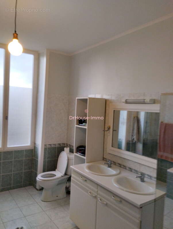 Maison 150 m² à Coulonges  - photo 14