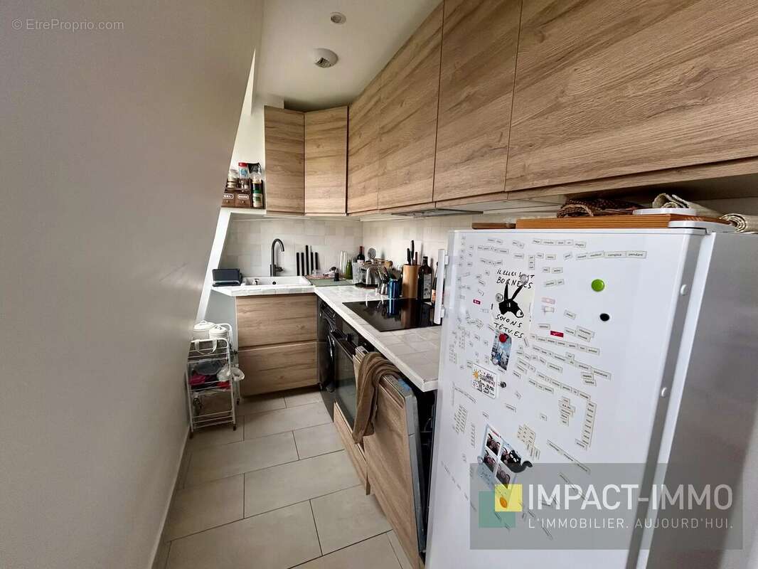 Nouveauté - Vue Dégagée - Charmant 2 pièces refait à neuf - photo 6