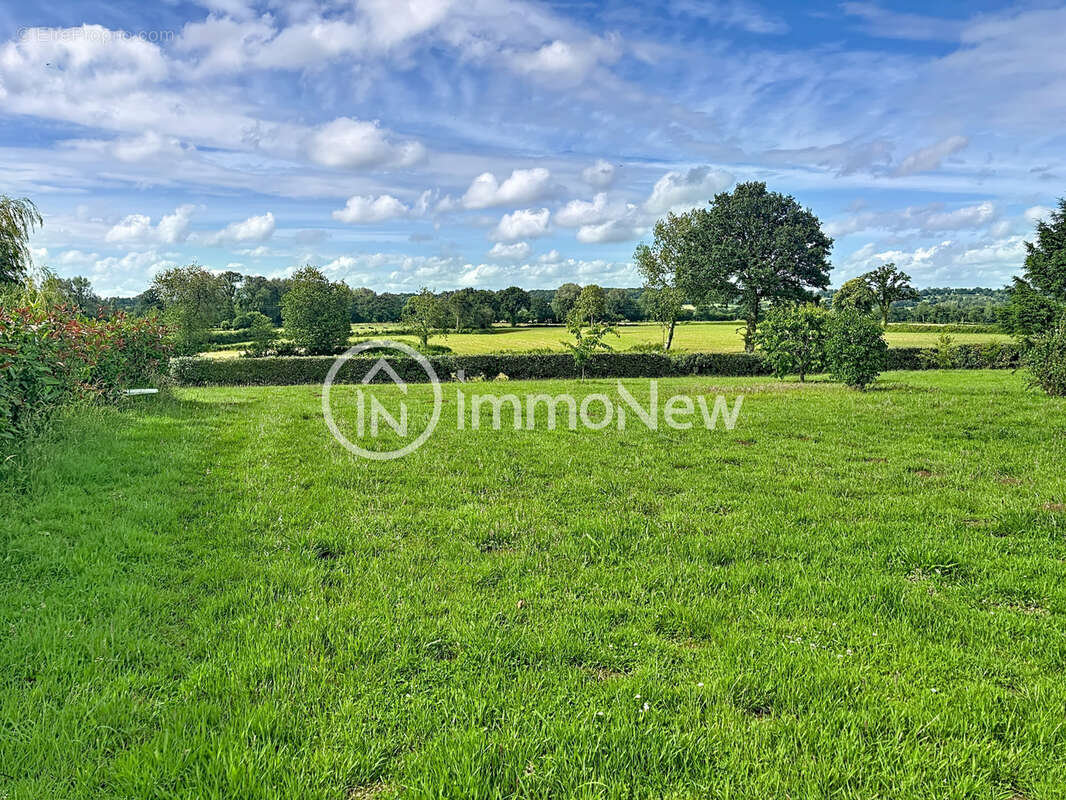 Superbe maison en pierre 192 m2 sur terrain 4807 m2 avec beaux volumes et puits - photo 22