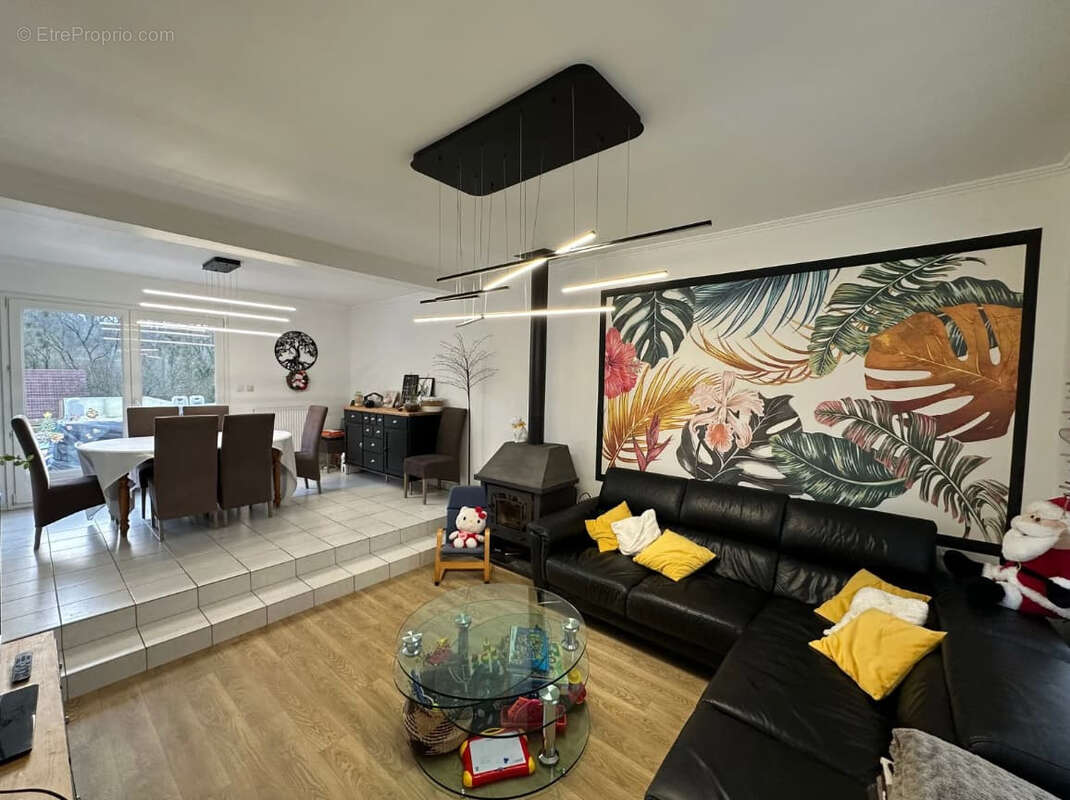 Maison à FRESNOY-LA-RIVIERE