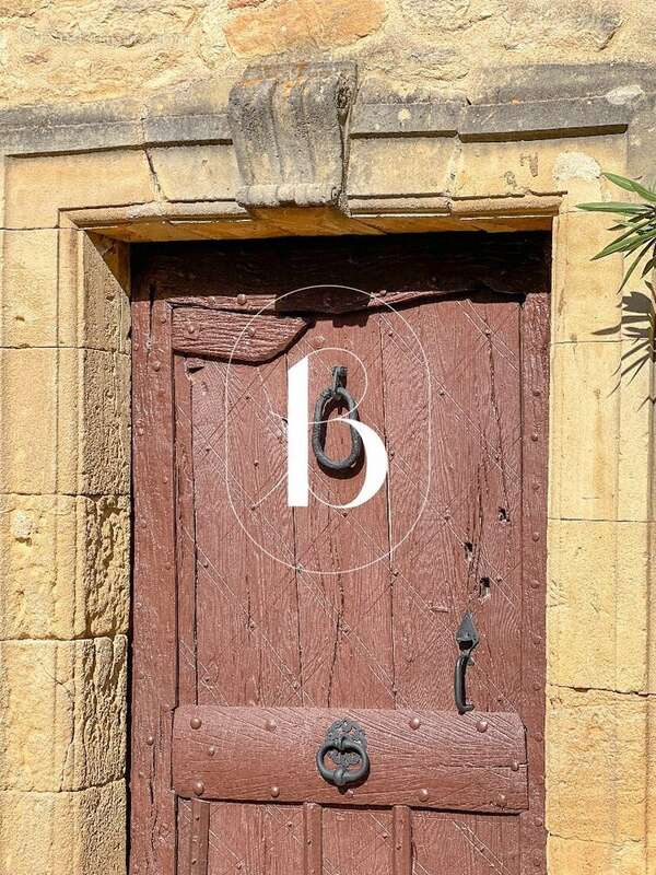 Maison à SABRAN