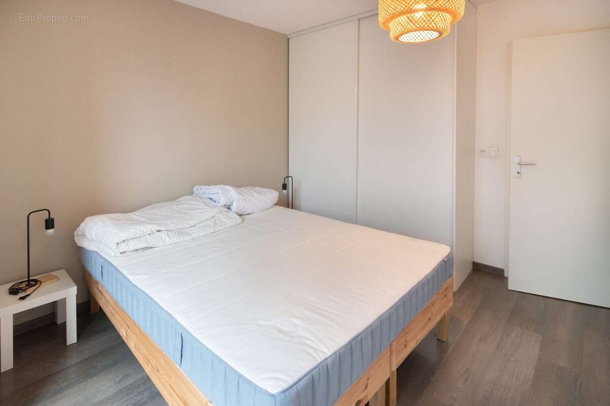 Appartement 70 m² à Pessac  - photo 5