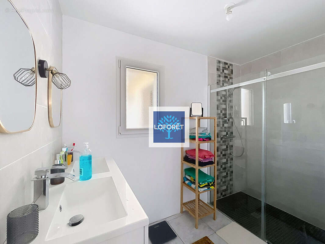 Maison à SAINT-ANDRE-DE-CUBZAC