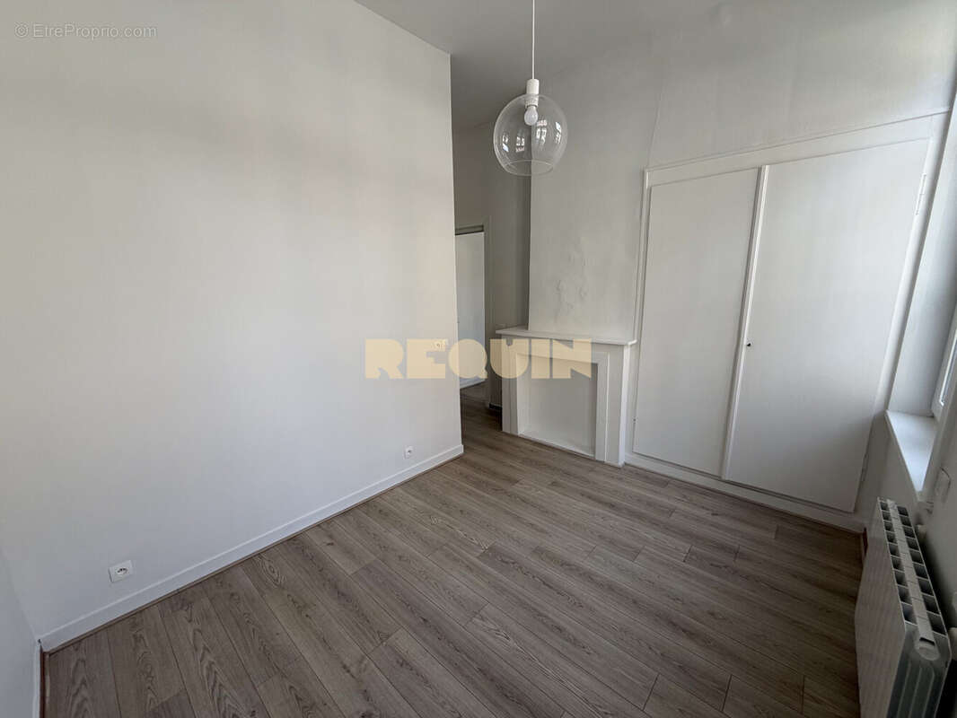 Appartement 29 m² à Lille  - photo 4