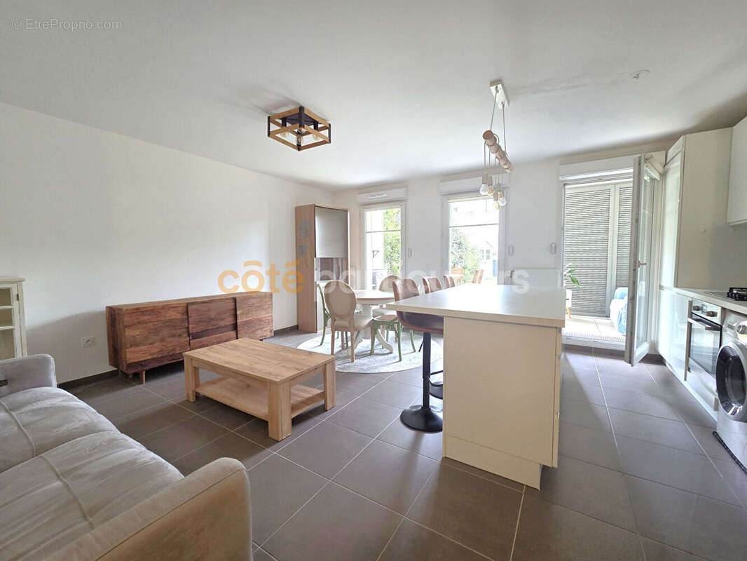 Appartement à MAREIL-MARLY